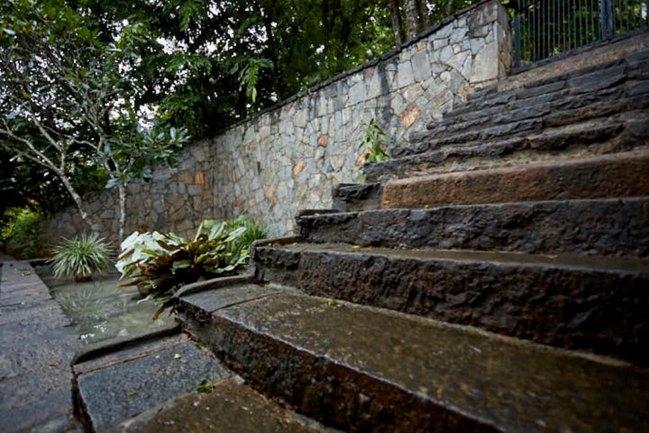 Bamboo Villa Kandy Digana Bagian luar foto